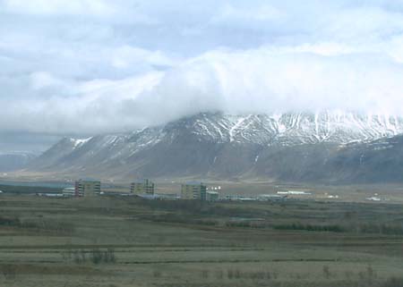 194_clouds_on_mountain